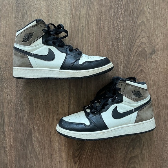 Jordan Other - Jordan 1 Retro High Dark Mocha, size 8 womens & 6.5 mens